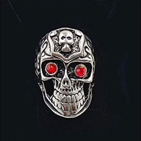 Brand New Unisex Size 2-2.5 Goethe Style Ring Stainless Steel Red-Eye Skull - Picture 1 of 10